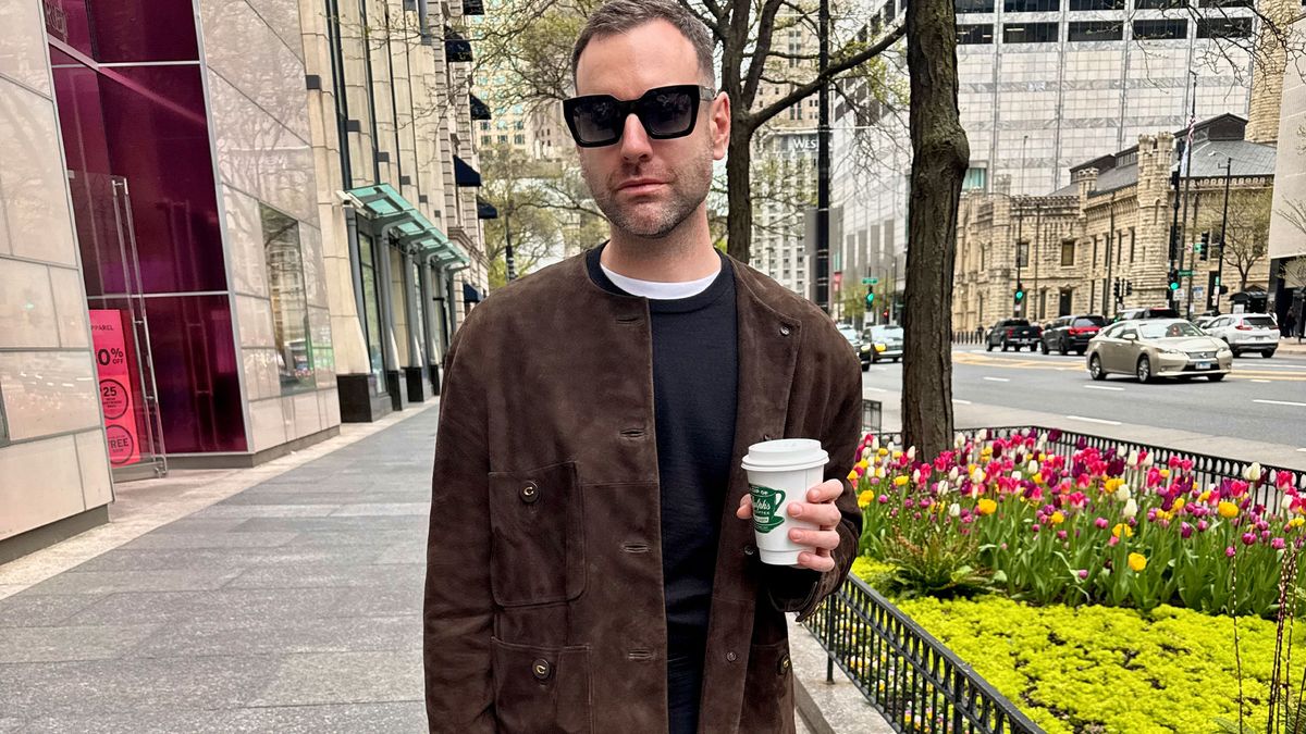I Keep Getting Compliments on These Trendy $240 Banana Republic Loafers—They Won't Be in Stock by EOW