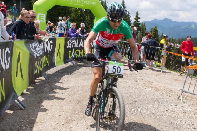 Leonardo Paez on his way to an overall win