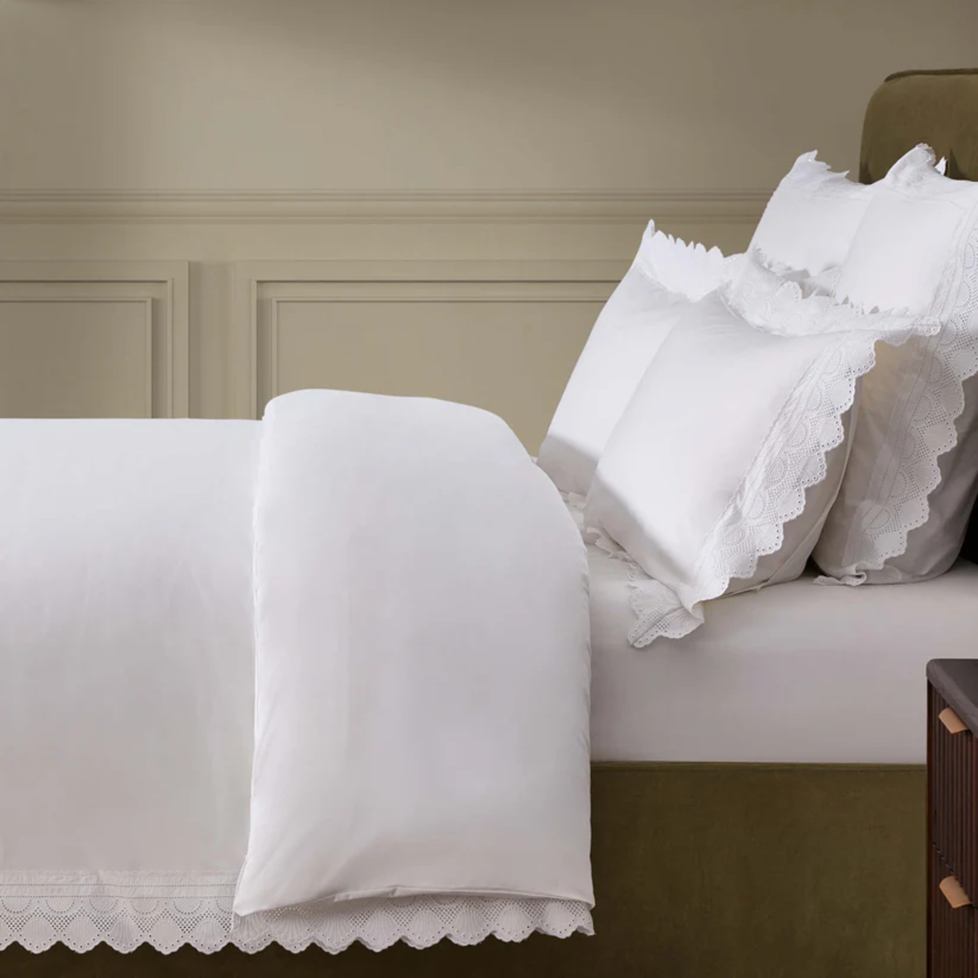 DUSK Alice 200 Thread Count Duvet Cover - White