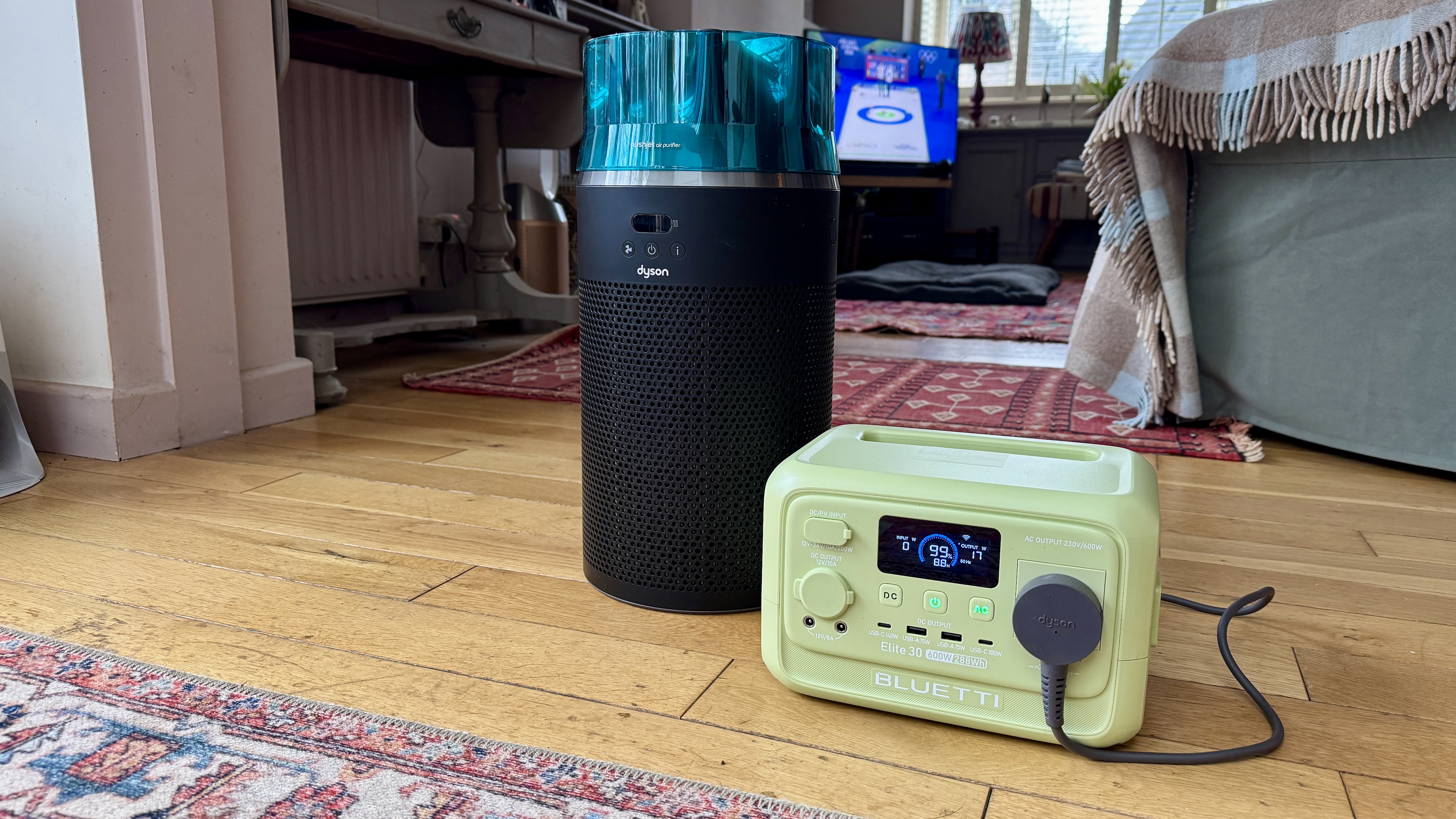 Bluetti Elite 30 V2 portable power station