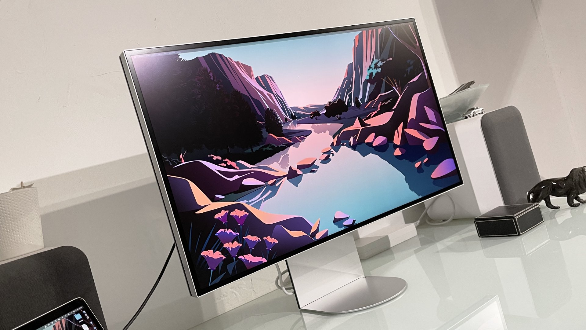 LG UltraFine 6K Evo 32U990A in a home office during our review