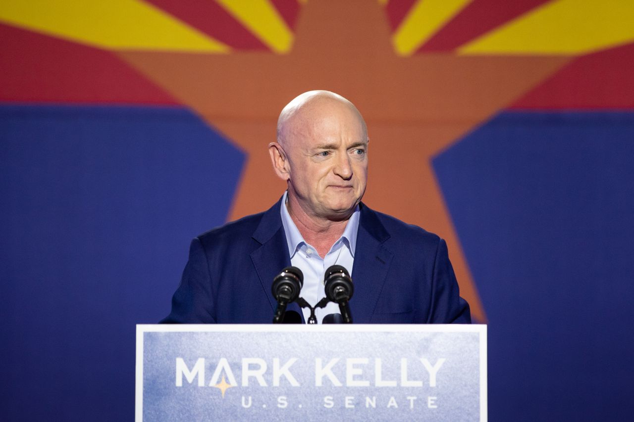 Mark Kelly.