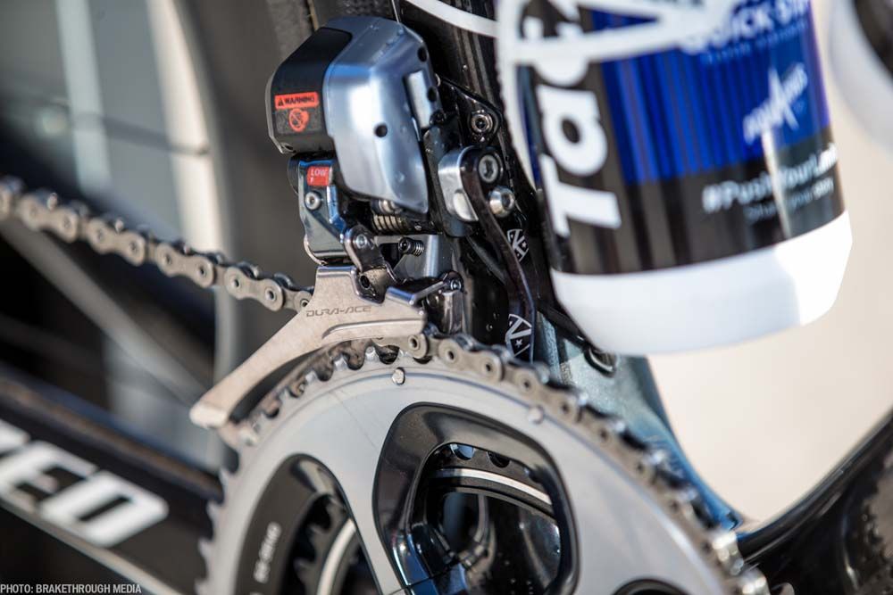 The chunky Dura Ace Di2 front mech