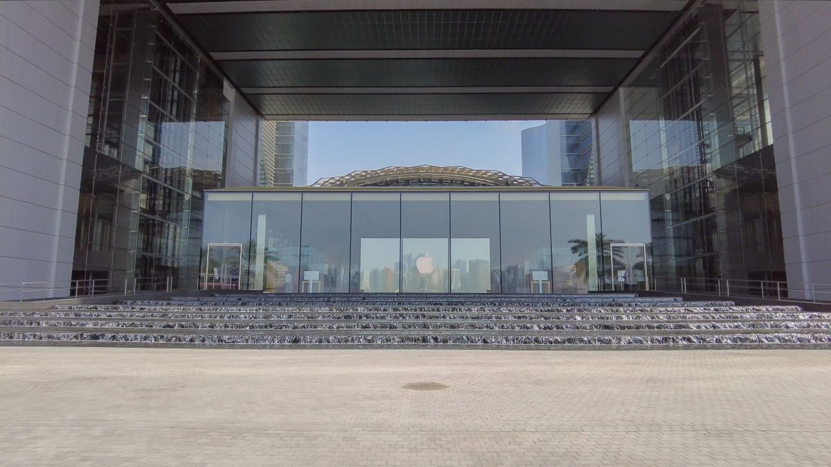 Apple Store Abu Dhabi