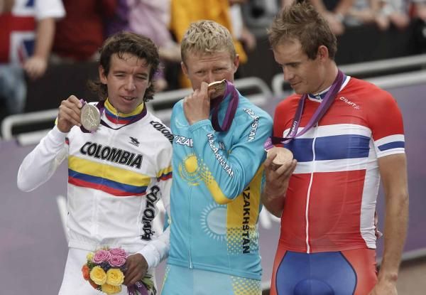 Rigoberto Uran (Colombia), Alexandre Vinokourov (Kazakhstan) and Alexander Kristoff (Norway).