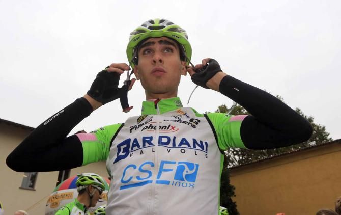 Francesco Manuel Bongiorno (Bardiani Valvole-CSF Inox) readies himself for Milano-Torino.