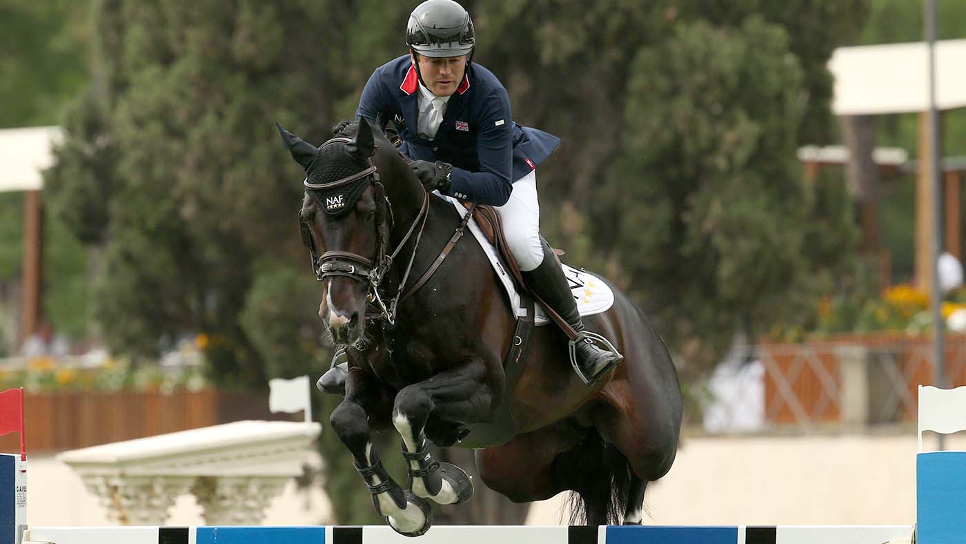 Rome, Italy. 27th May, 2022. Donald Whitaker (GBR) on Di Caprio during the Rolex Grand Prix Rome at 89th CSIO 5* Nations Cup at Piazza di Siena on May 27, 2022 in Rome, Italy. (Photo by Giuseppe Fama/Pacific Press) Credit: Pacific Press Media Production C