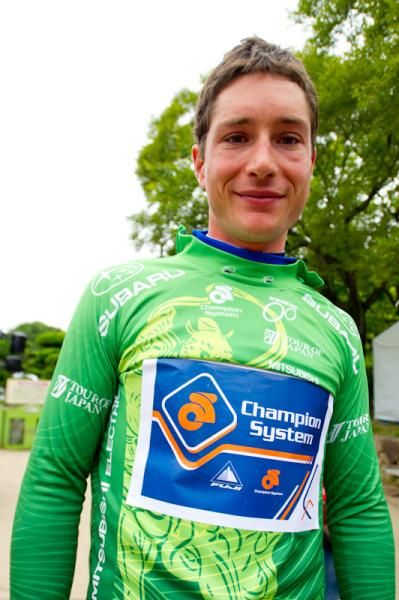William Clarke (Champion System) in the general classification leader's green jersey