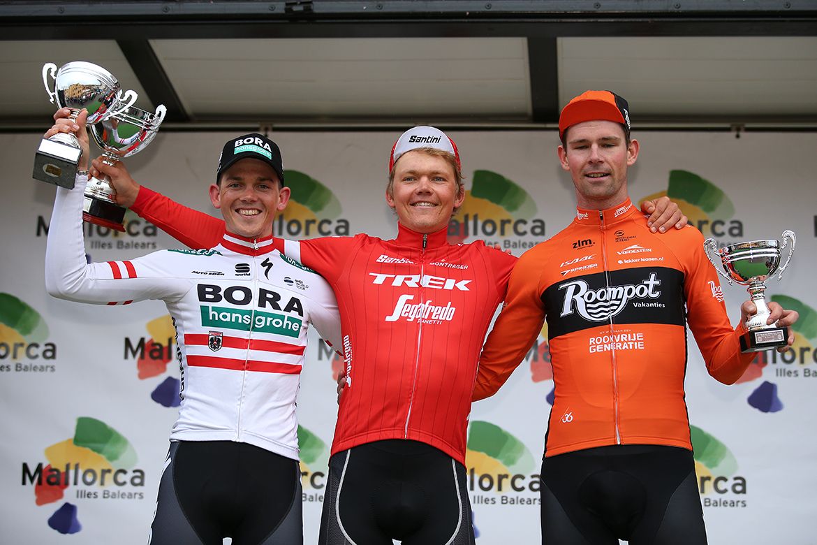 Gregor M&uuml;hlberger (Bora-hansgrohe), Toms Skujins (Trek-Segafredo) and Elmar Reinders (Roompot)