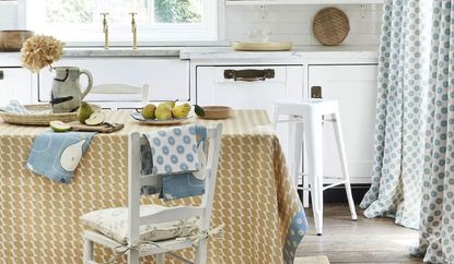 Design tips country kitchens