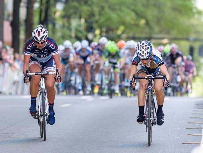 Team Tibco and Exergy TWENTY16 in an early break.