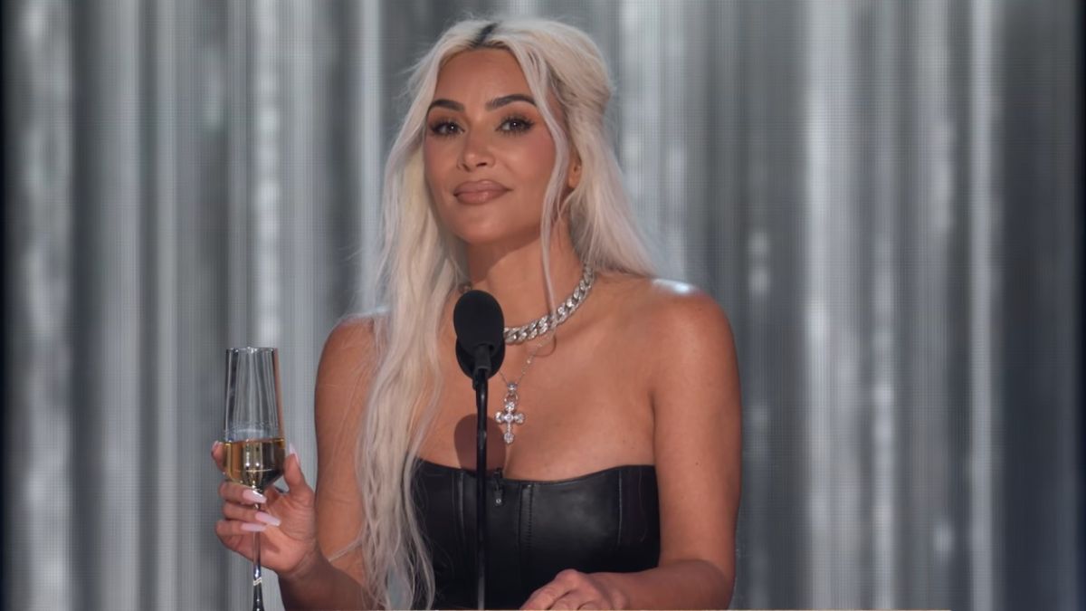 Kim Kardashian delivers jokes at The Roast of Tom Brady.