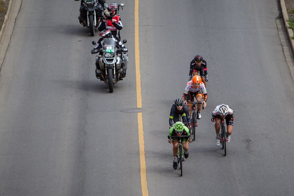 The break hits the descent
