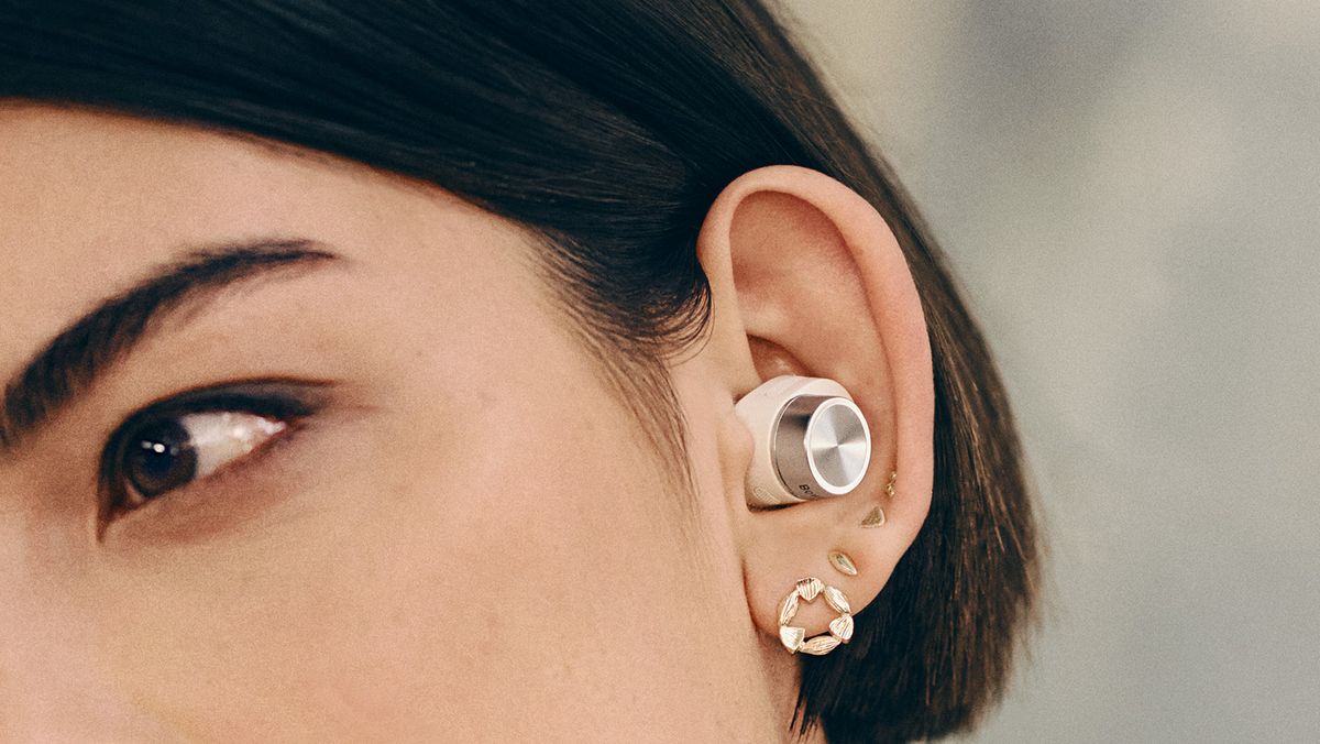 Bowers & Wilkins upgrades the best-sounding wireless earbuds I’ve ever tried