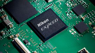 Nikon EXPEED 6