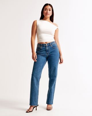 Curve Love Mid Rise 90s Straight Jean