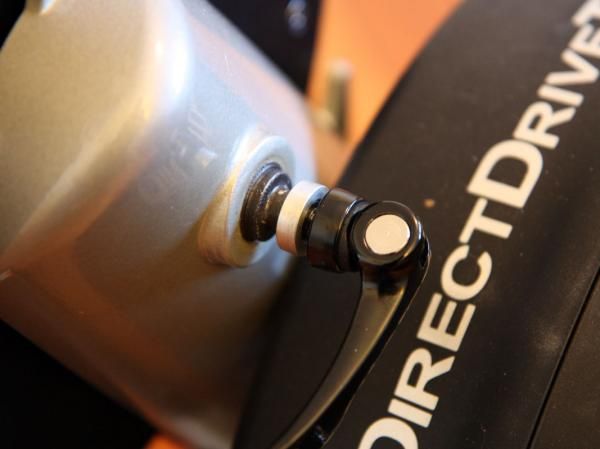 A handy spacer on the skewer allows quick mounting of both 130mm and 135mm OLD rear ends.