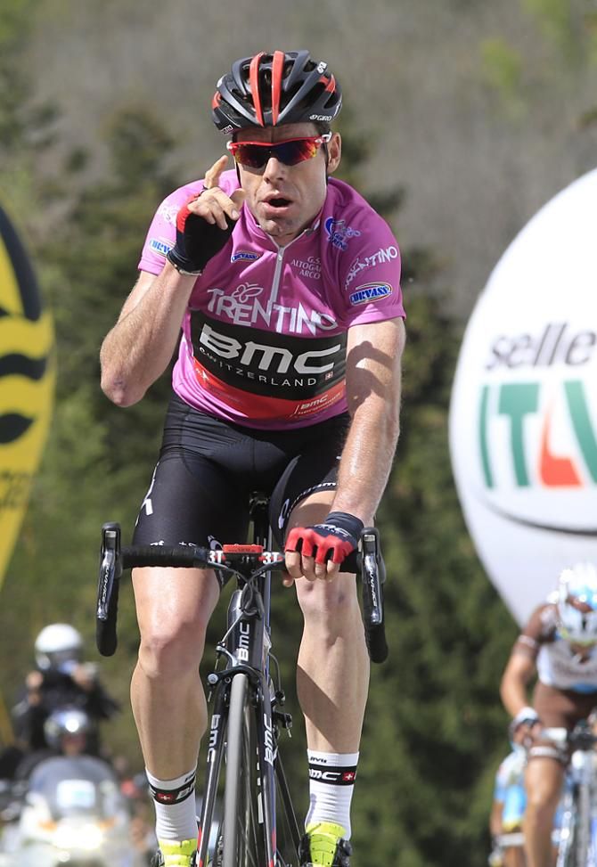 Cadel Evans (BMC) won stage 3 in the Giro del Trentino