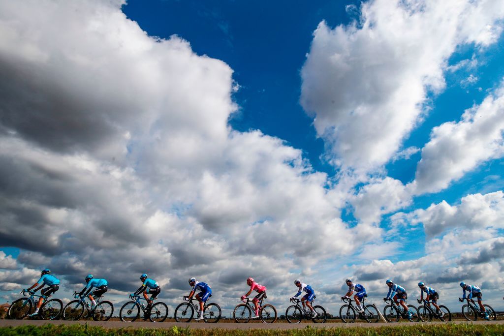 Blue skies for stage 13 to Monselice