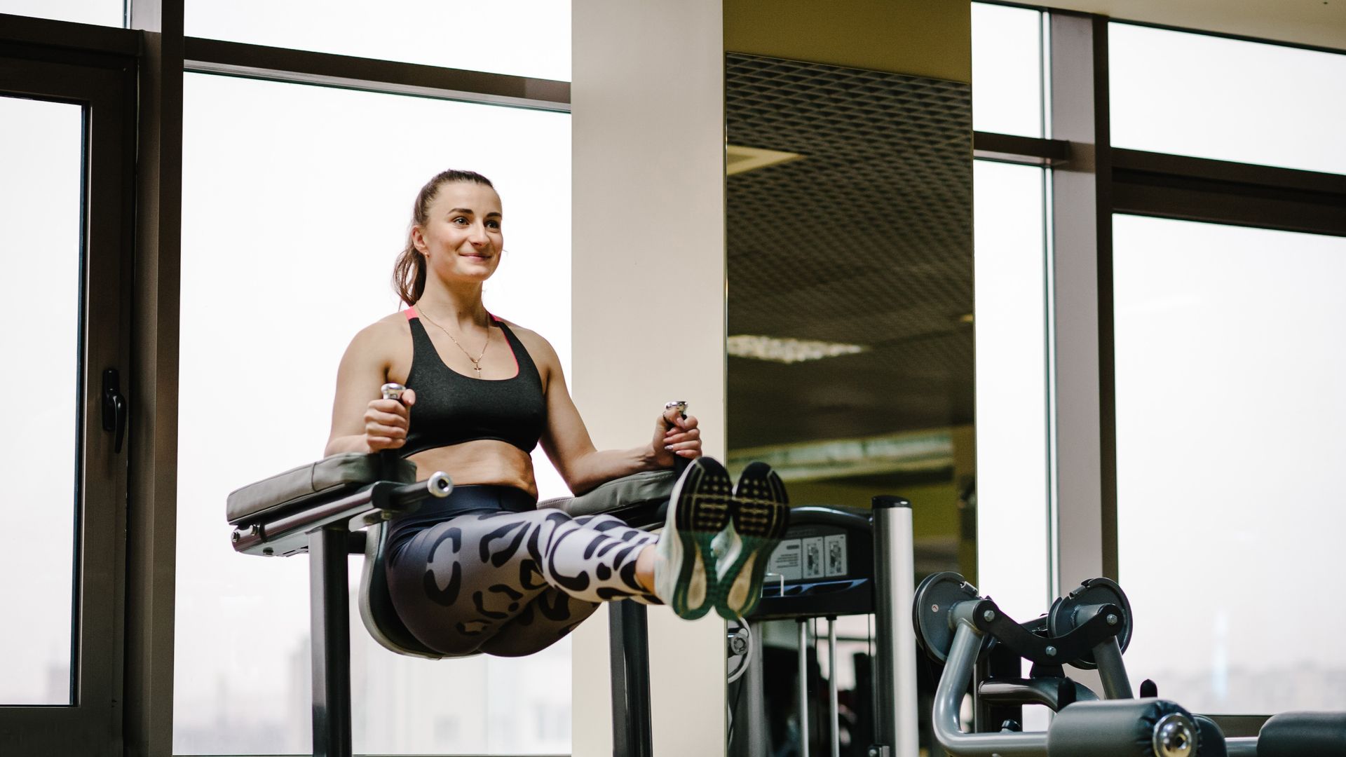 5-captain-s-chair-exercises-to-try-for-rock-solid-abs-tom-s-guide