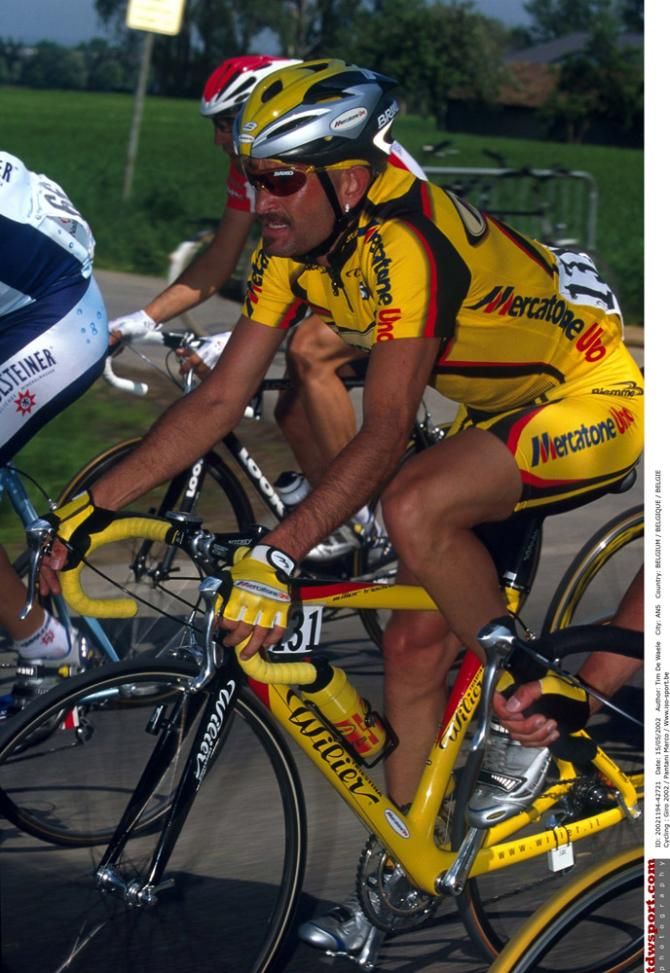Marco Pantani in action during the 2002 Giro d'Italia