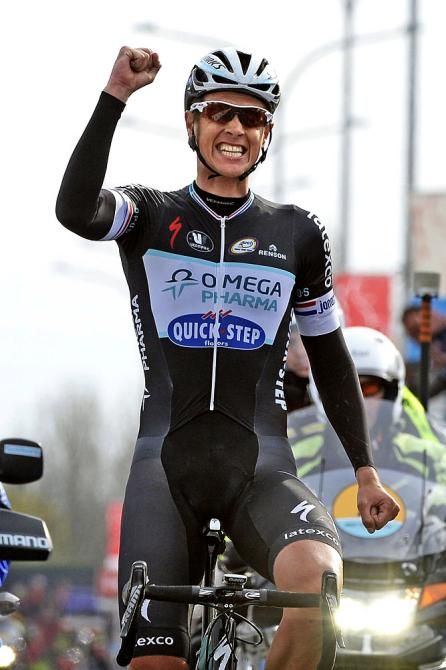 Niki Terpstra (Omega Pharma - QuickStep) wins Dwars door Vlaanderen