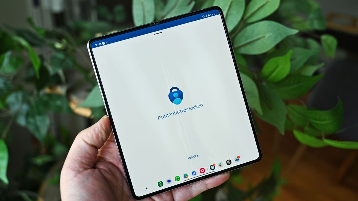 Microsoft Authenticator on the Samsung Galaxy Fold 5