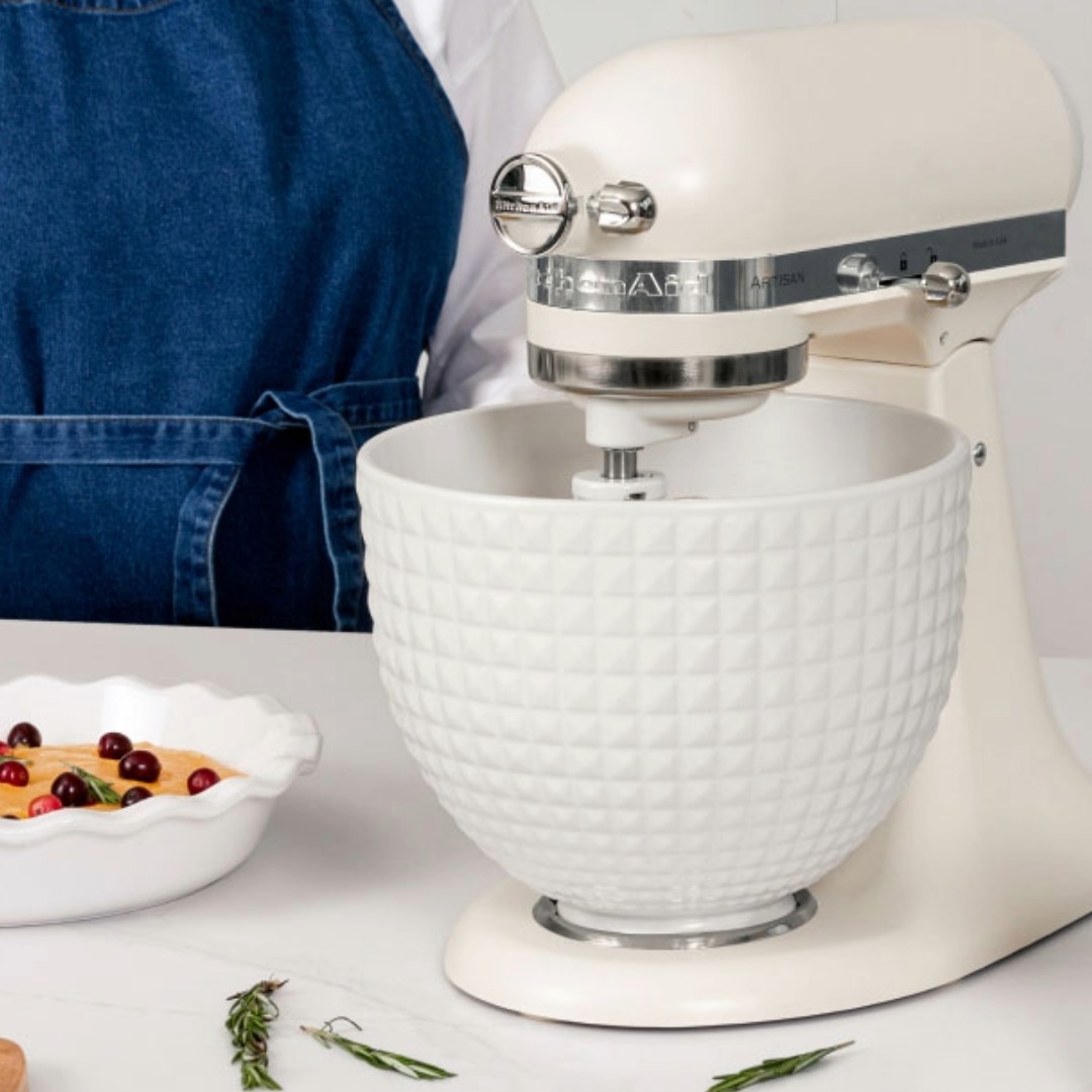 KitchenAid mono white stand mixer