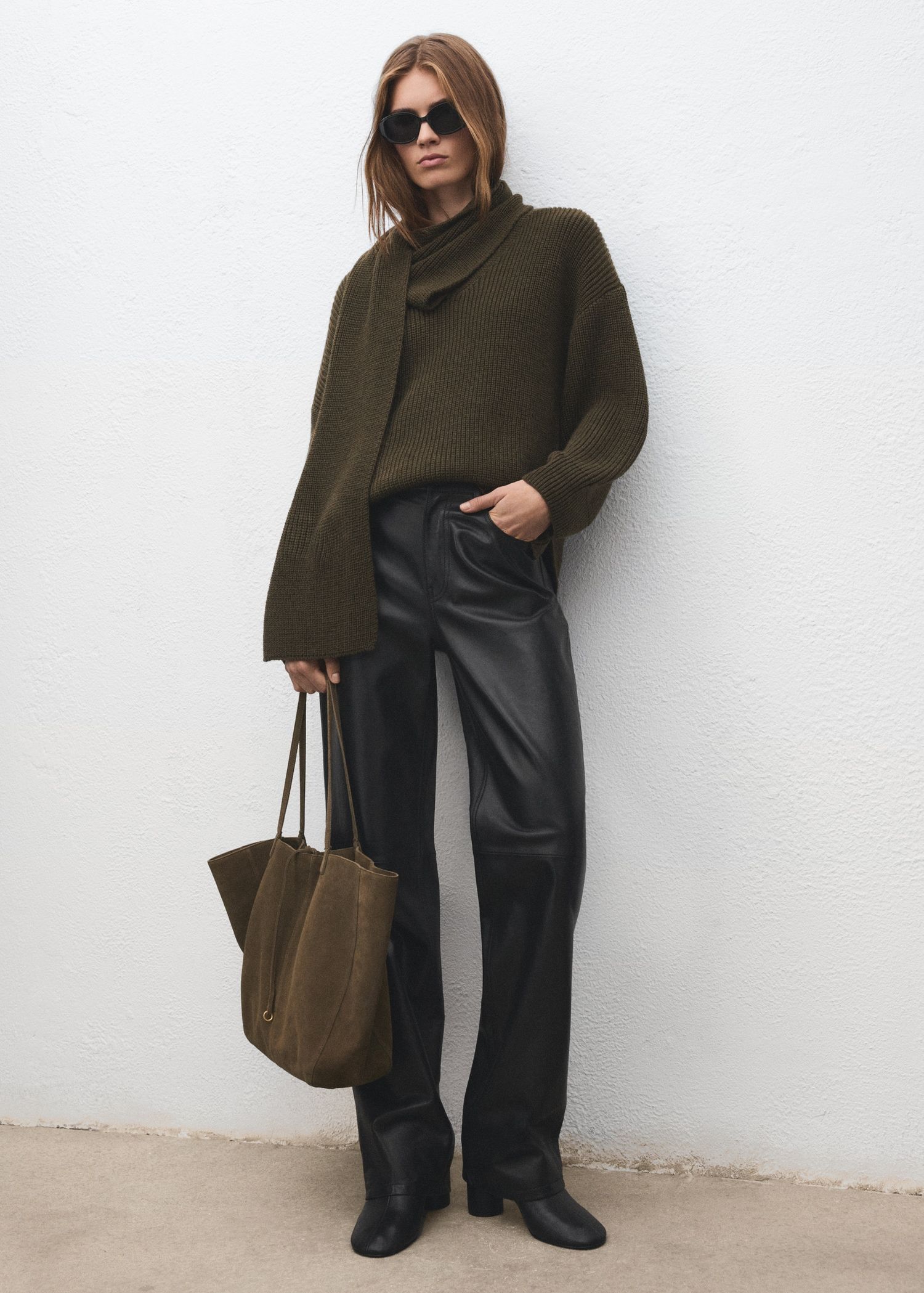 Suede Shopper Bag With Bow Closure - Women | Mango United Kingdom