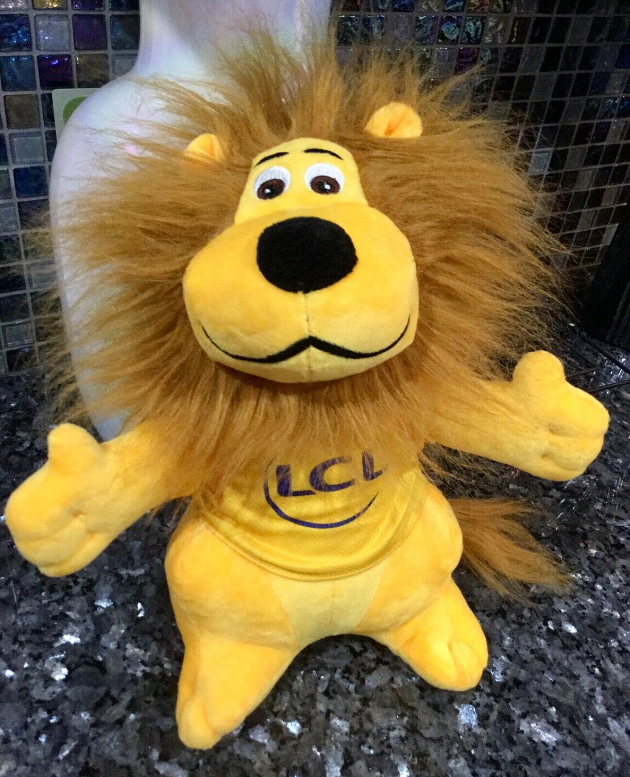 ツールドフランスのスポンサーLCL LION のぬいぐるみ 2020年 eBay Finds: Crédit Lyonnais Tour de France yellow jersey cuddly