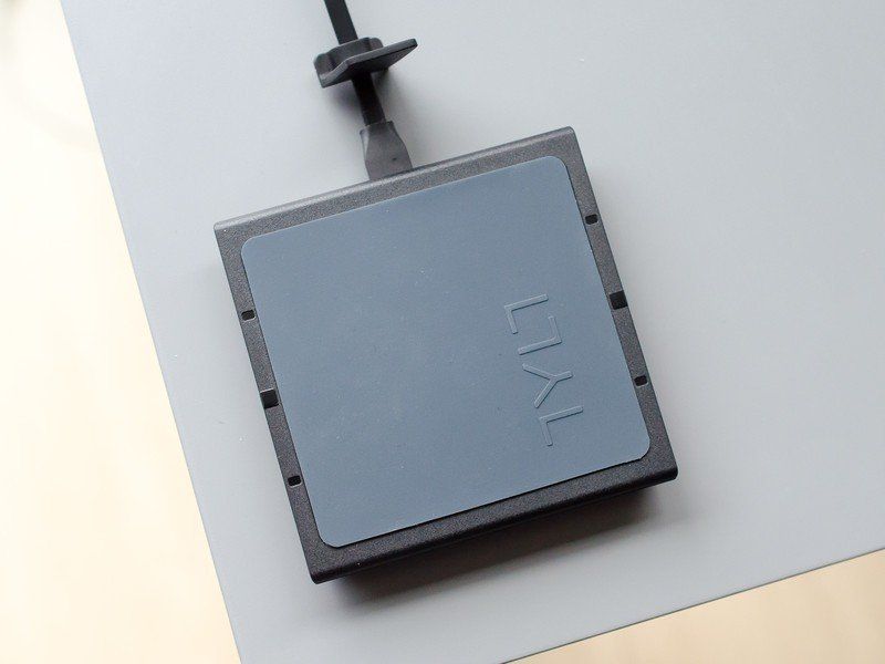 TYLT VU SOLO charger