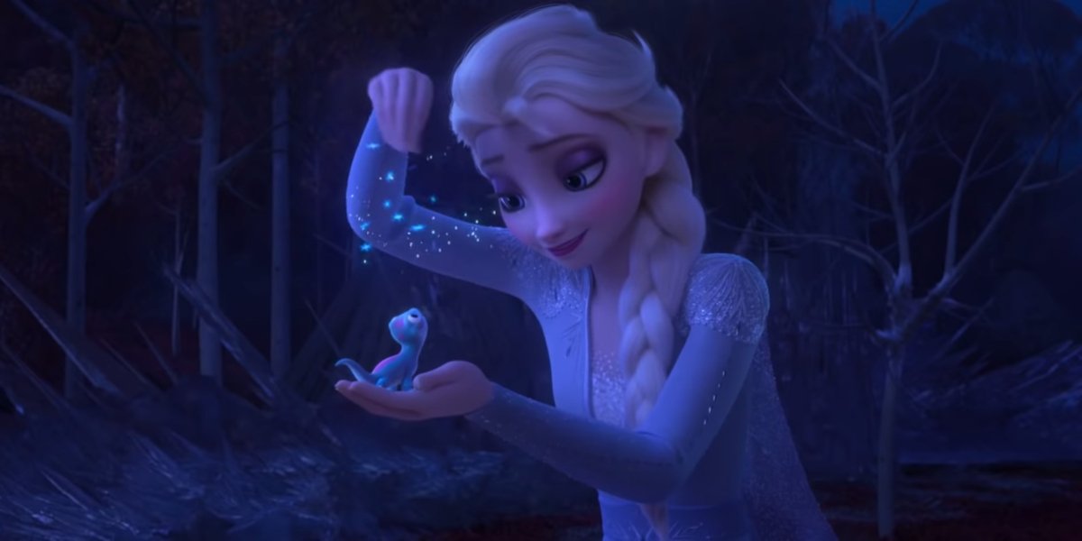 Frozen II Elsa feeds a snow gecko