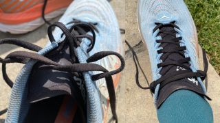 Runner's knot: thread the lace through