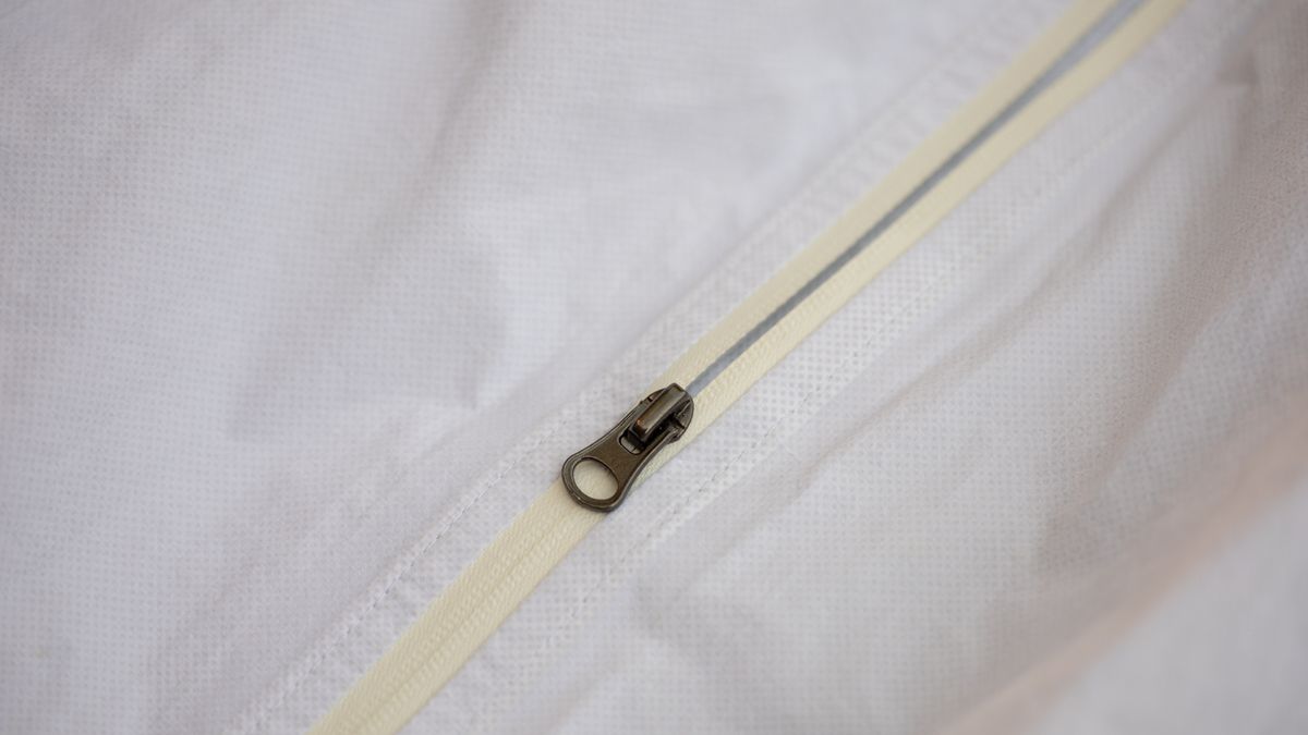 Sportful Hot Pack No Rain jacket zipper detail