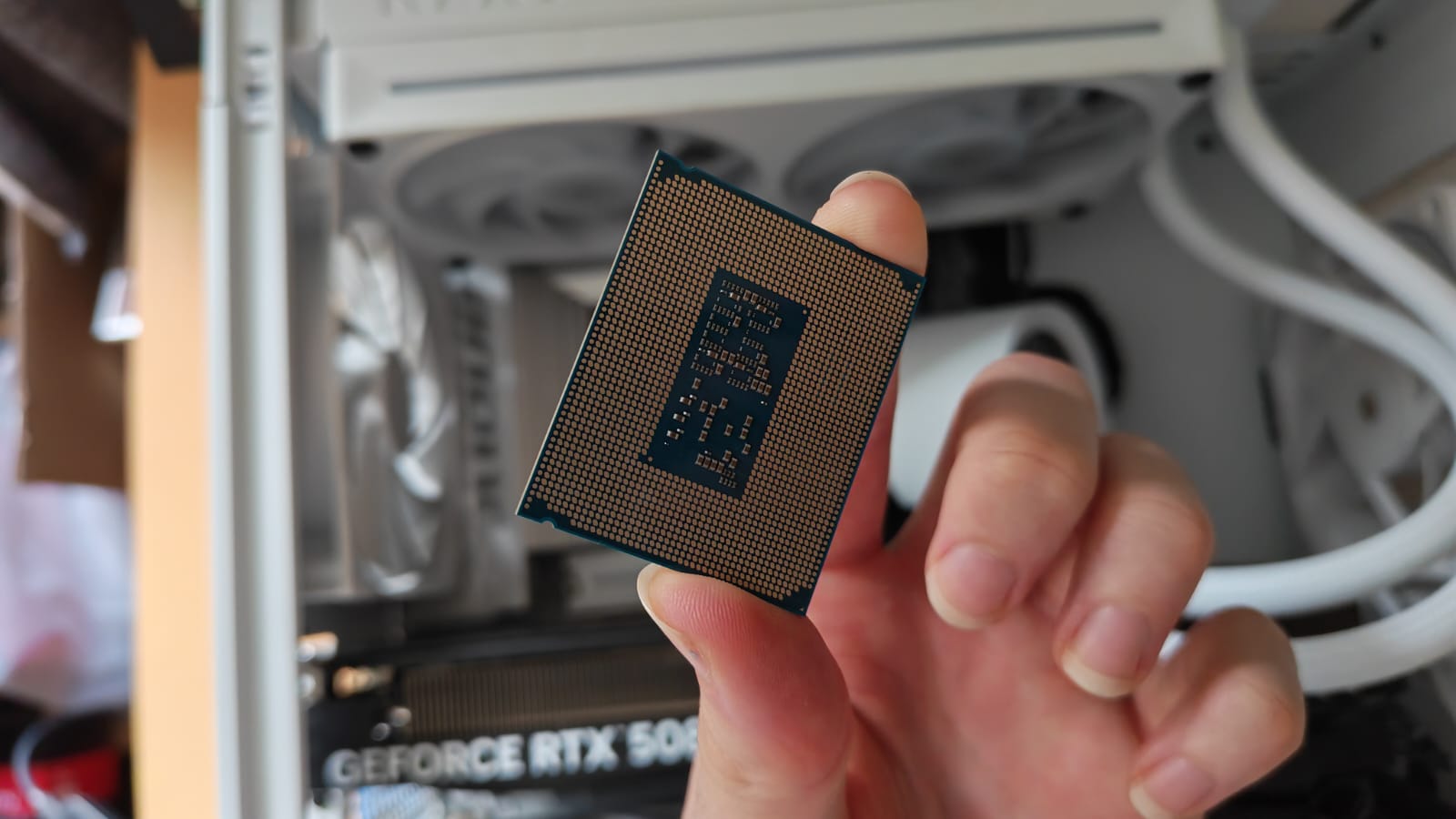 The bottom of the Intel Core Ultra 7 270K Plus
