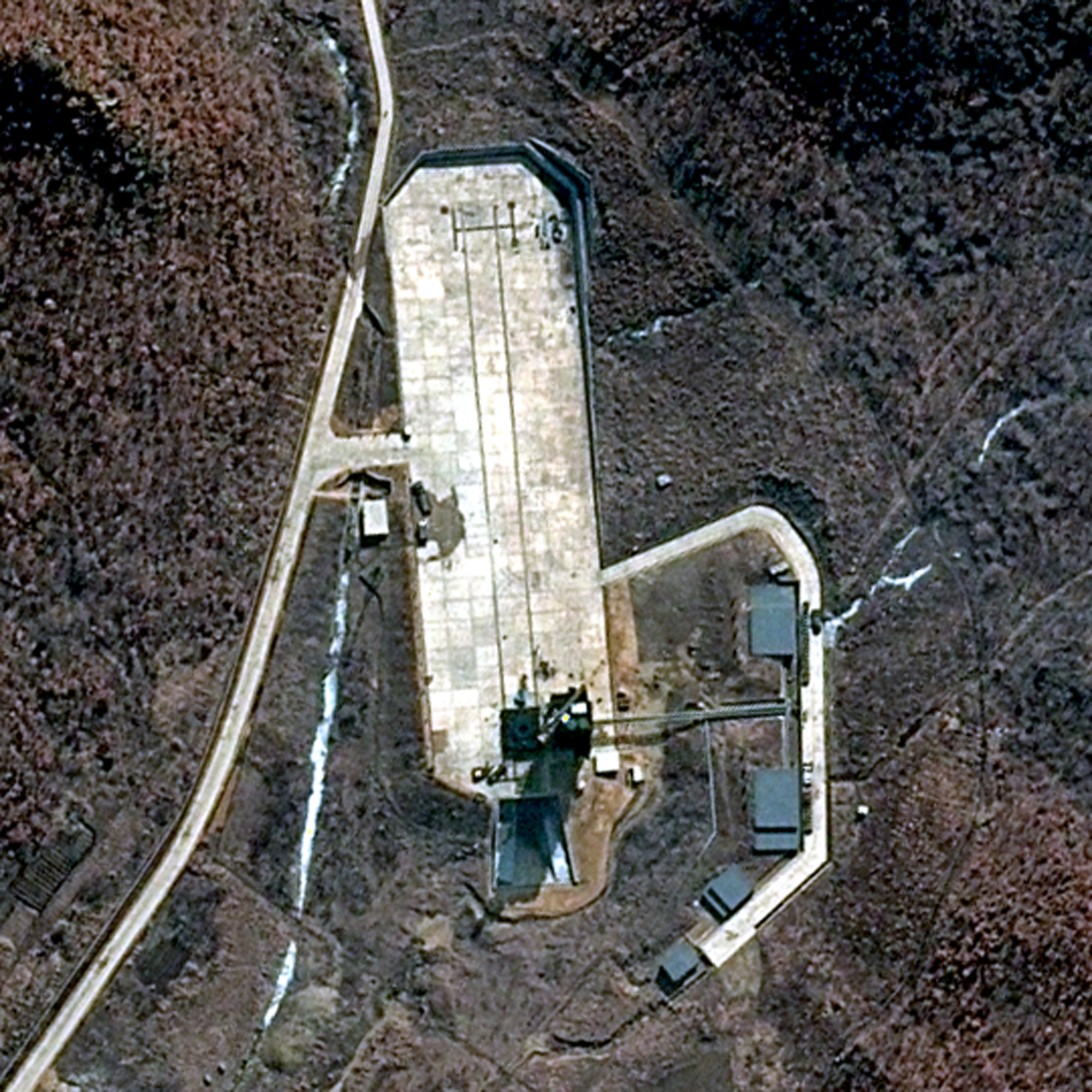 Activity at North Korea&#039;s Tongchang-ri launch site.