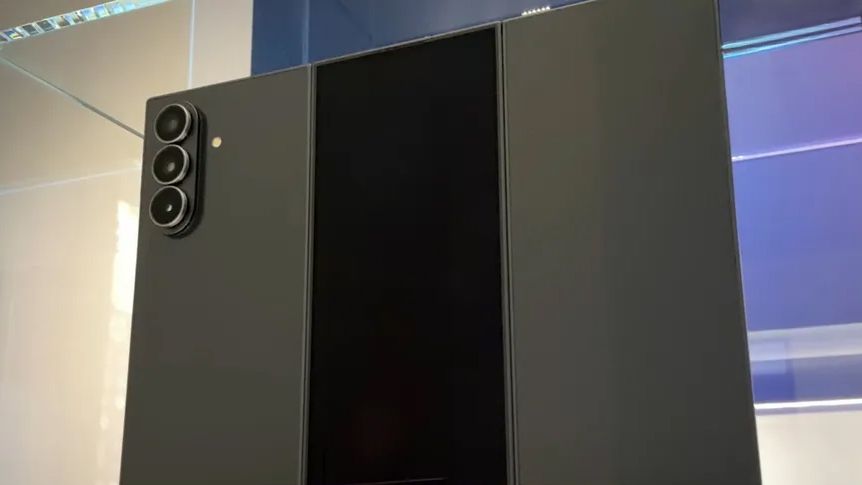 Hold on, Samsung Galaxy Z TriFold could launch in UK and US after all