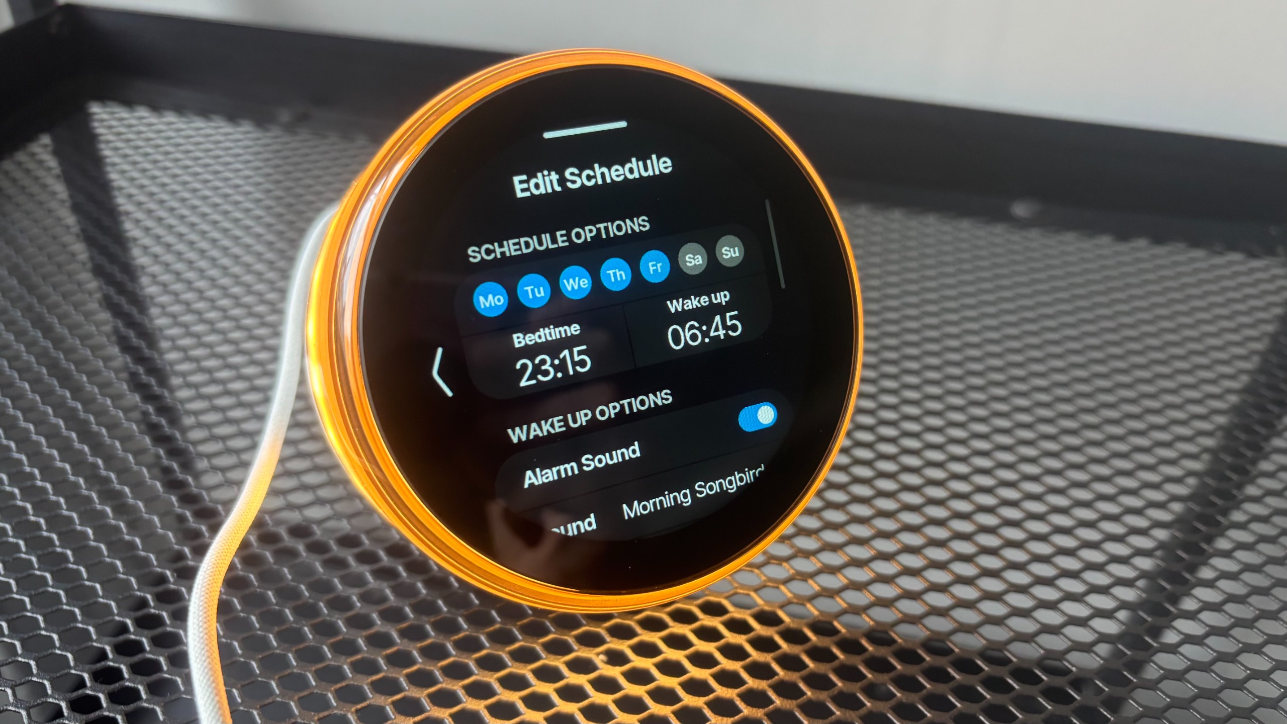 The Ambient Dreamie's screen displaying bedtime and wake-up schedule options.