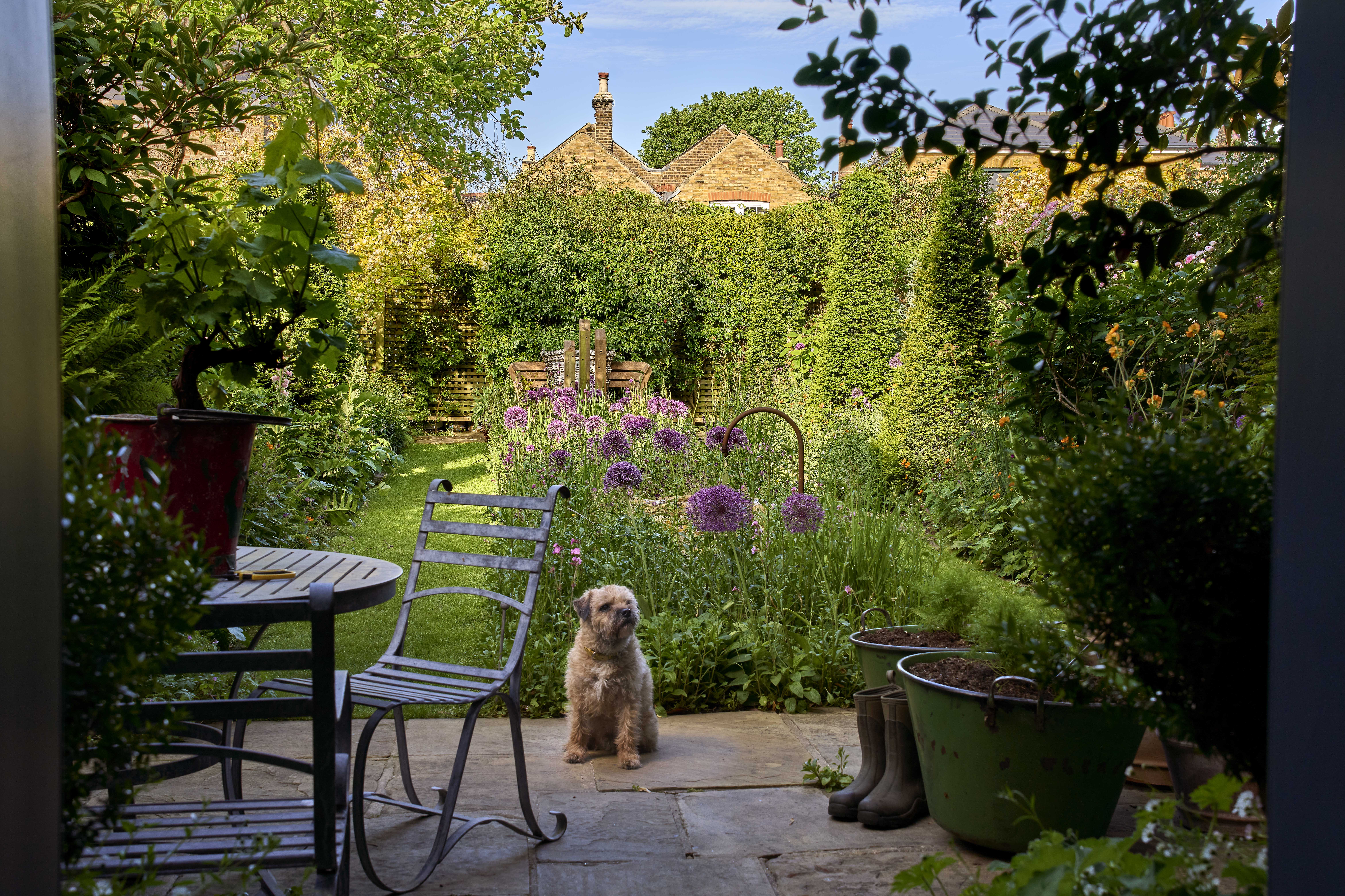 Butter Wakfield West London house and garden