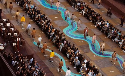 The finale of Louis Vuitton runway at Paris Fashion Week Men&rsquo;s S/S 2026