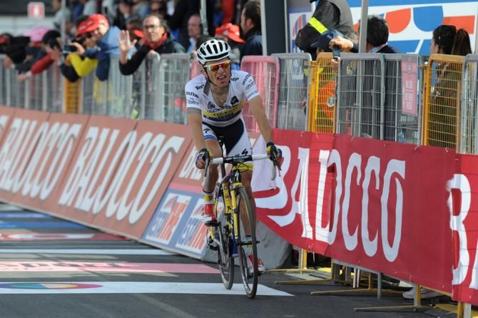 Rafal Majka (Tinkoff-Saxo) hangs onto third