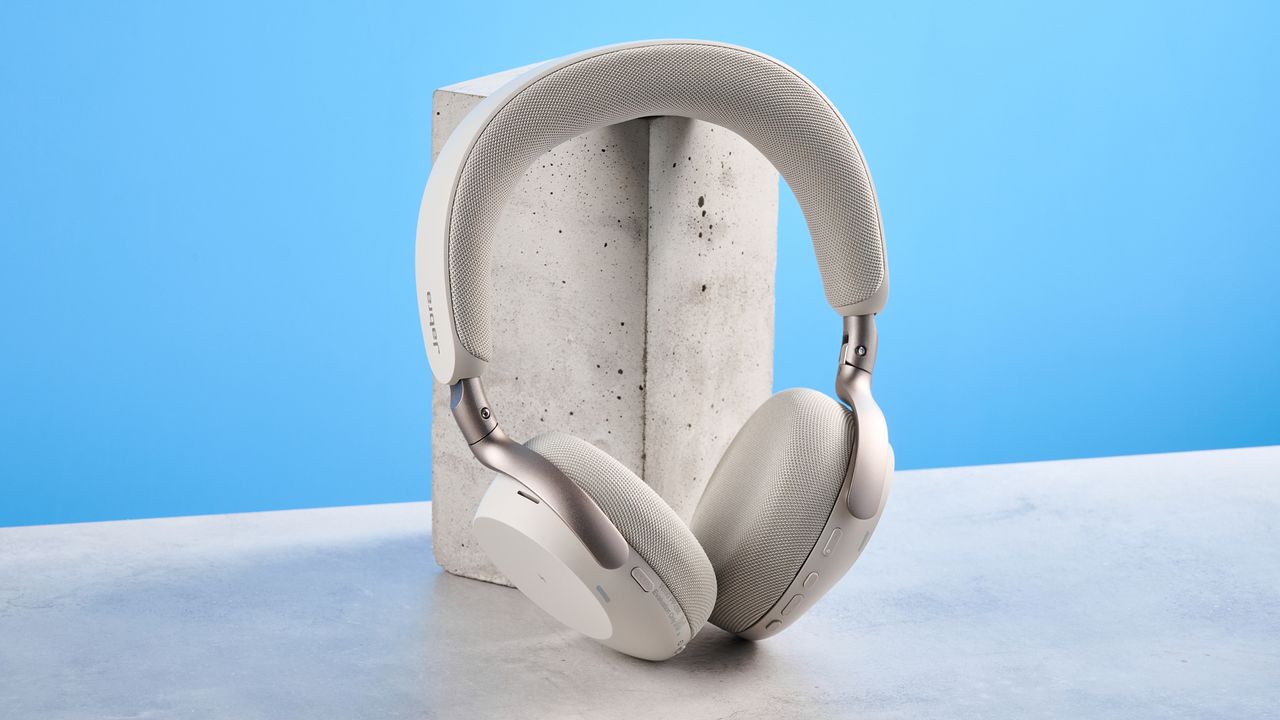 This conferencing headset probably sounds better than your headphones (and does more)