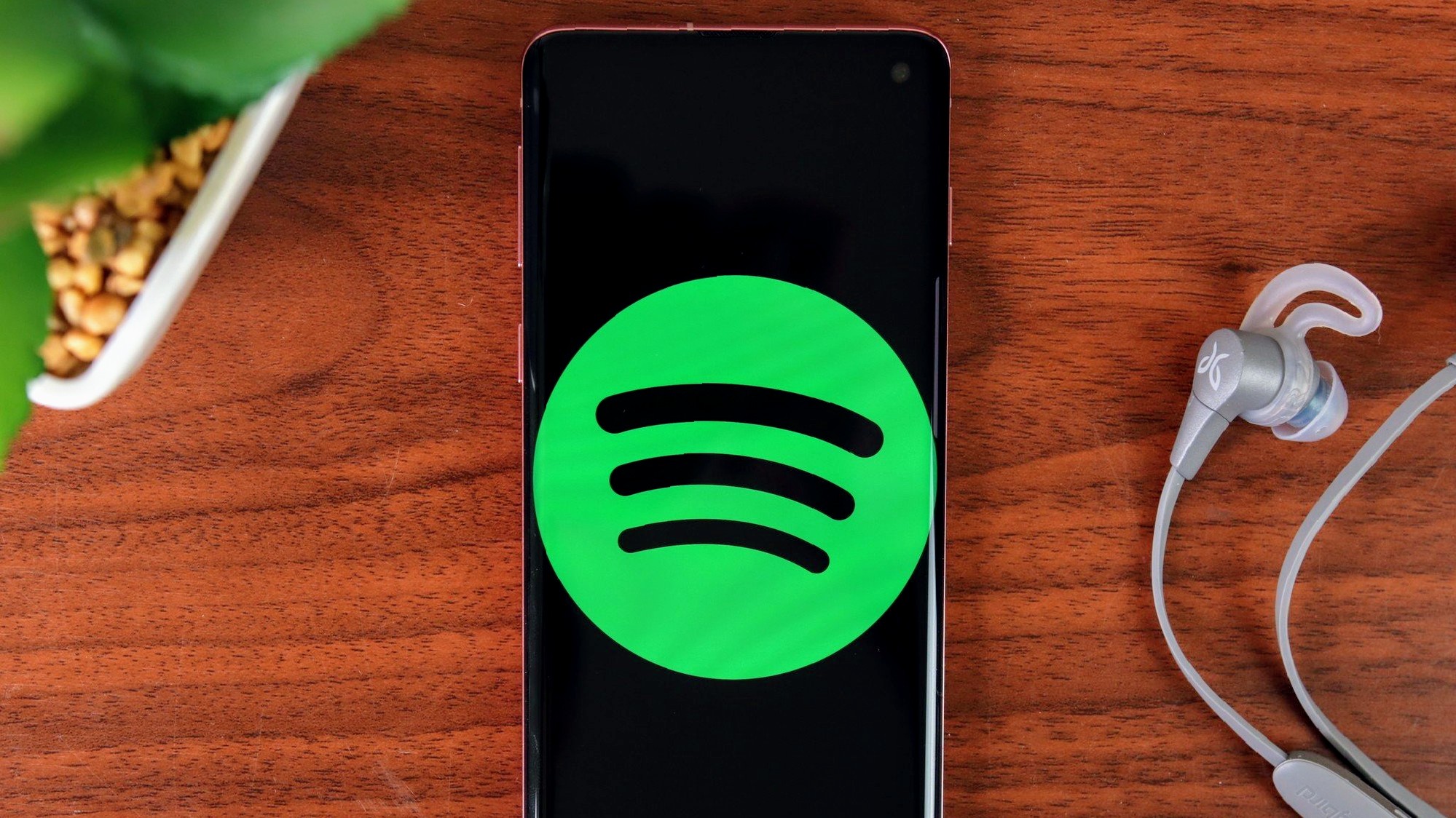 Logo Spotify sur un téléphone Android