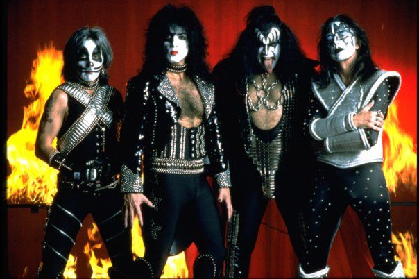 Paul Stanley on Possibility of Kiss/Lady Gaga Collaboration: 