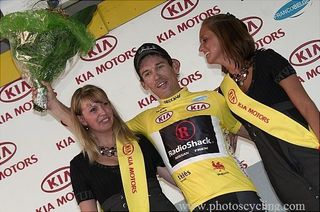 Robbie McEwen (RadioShack) on the podium.