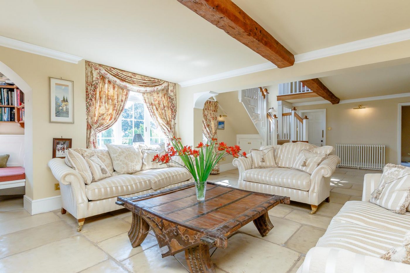 Elm-Hill-sitting-room-e1623672946177.jpg