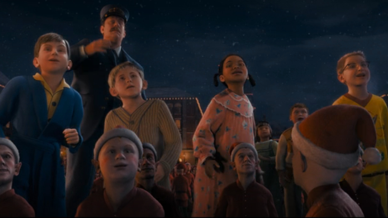 El director y los niños están emocionados con algunos elfos del Polo Norte en The Polar Express.