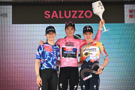 SALUZZO, ITALY - JUNE 07: (L-R) Antonia Niedermaier of Germany and Team CANYON//SRAM zondacrypto on second place, race winner Demi Vollering of Netherlands and Team FDJ United - SUEZ - Pink Leader Jersey and Anna van der Breggen of Netherlands and Team SD Worx - Protime on third place pose on the podium ceremony after the 37th Giro d'Italia Women 2026 - Stage 9 a 145km stage from Saluzzo to Saluzzo / #UCIWWT / on June 07, 2026 in Saluzzo, Italy. (Photo by Luc Claessen/Getty Images)