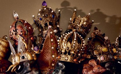 Jewels, crowns
