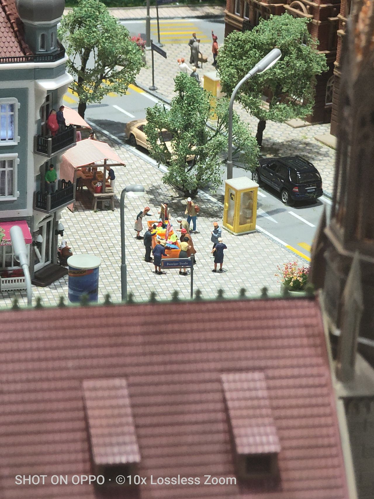 Image captured at 10x zoom